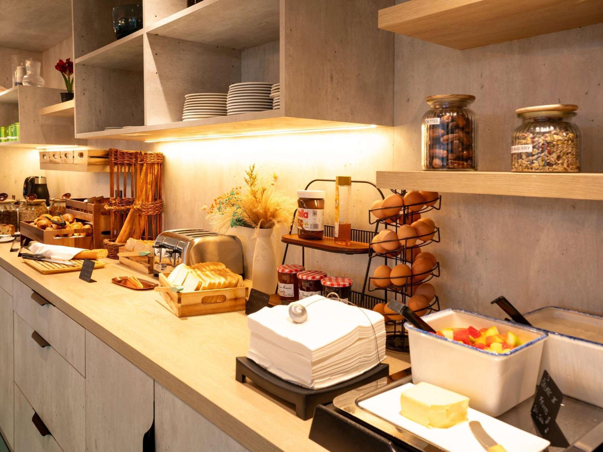 Hotel Ibis Styles Paris Denis Pleyel 3*