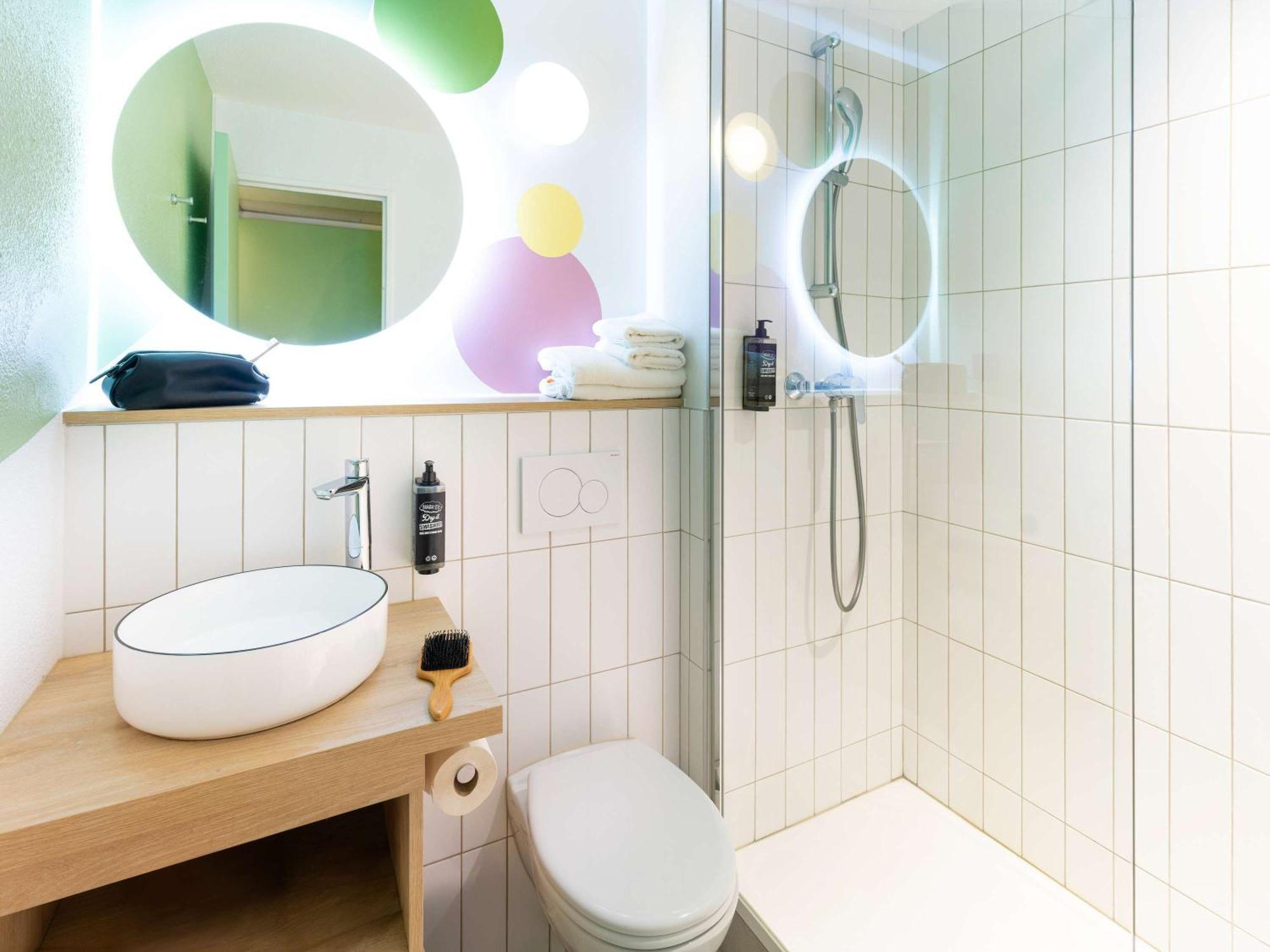 Campanile Paris Nord - Ouen - Pleyel Hotel 3*